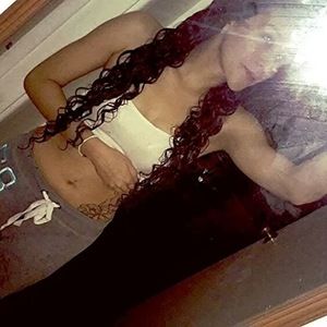 Meet your Posher, Alexandra